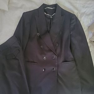 Black Suit- White House Black Market